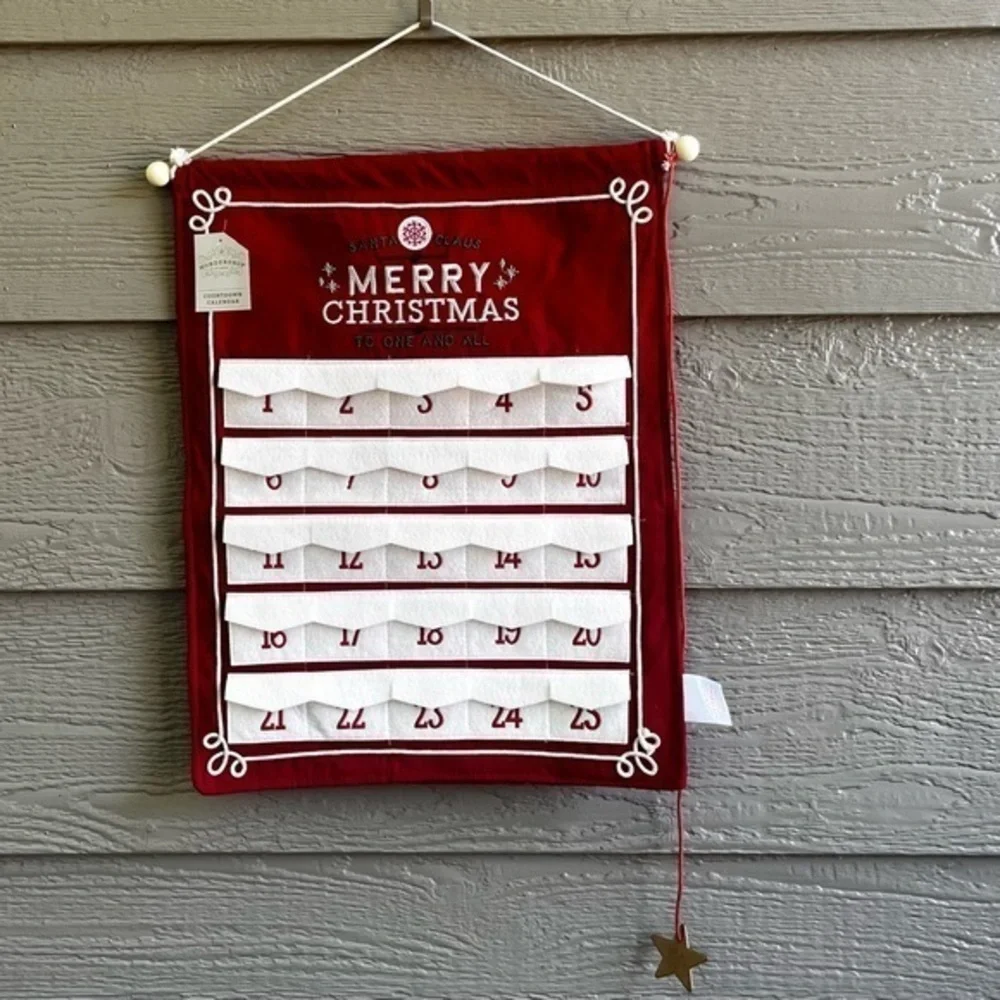 2‎ Felt Christmas Countdown Calendars Santa Claus Merry Xmas Pockets Wood NWT